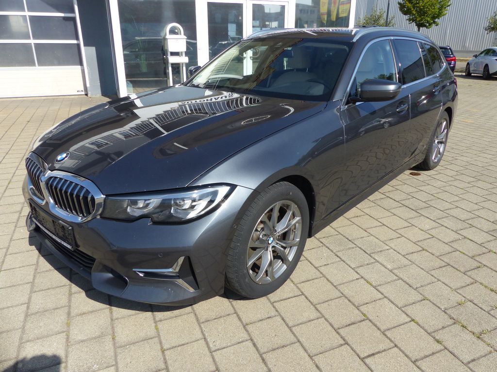 Bild des Angebotes BMW 320 d Touring Luxury Line:LED,Business,Parkassit