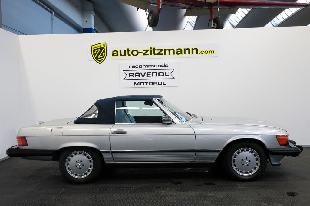 Bild des Angebotes Mercedes-Benz DB 560 SL /ORIGINAL/H-KENNZEICHEN/EDELHOLZ
