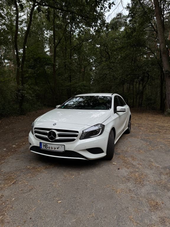 Bild des Angebotes Mercedes-Benz A180 W176 - 2. Hand | TÜV & Bremsen NEU