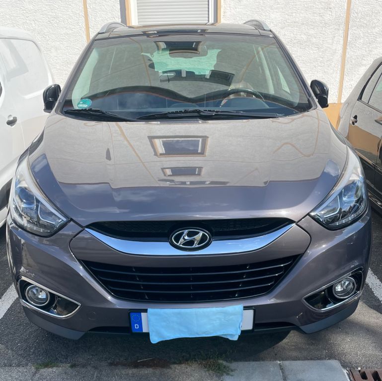 Bild des Angebotes Hyundai ix35 2.0 CRDi 135kW Black&Steel 4WD Automati...
