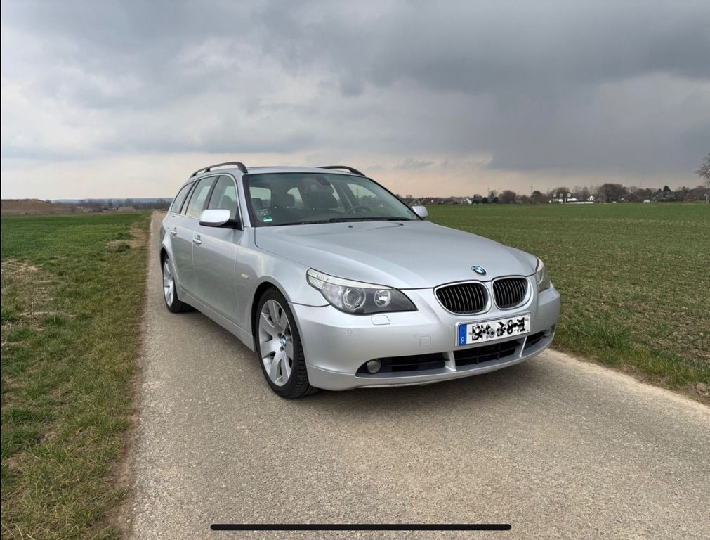 Bild des Angebotes BMW 550i A touring - V8 4,8l E61 BMW N62 Leder 367PS