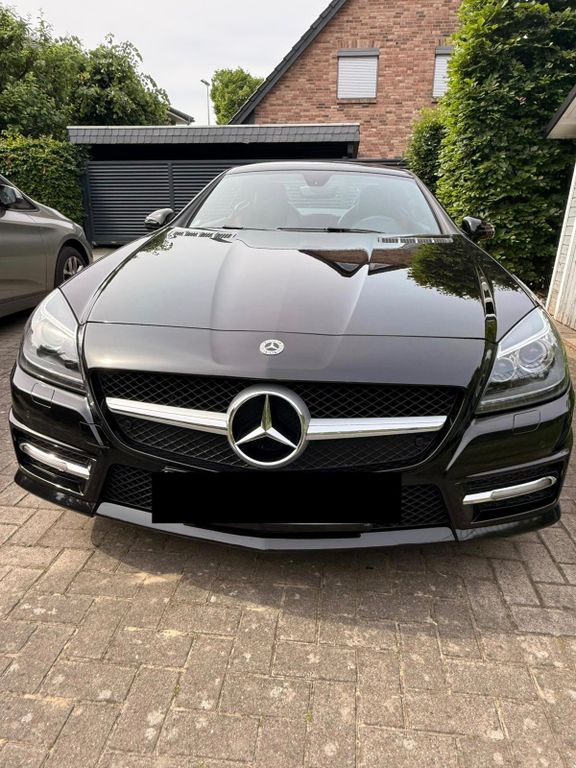 Bild des Angebotes Mercedes-Benz SLK 250 BlueEFFICIENCY Autom. AMG-Line