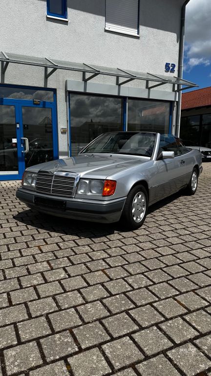 Mercedes-Benz CE 300 24