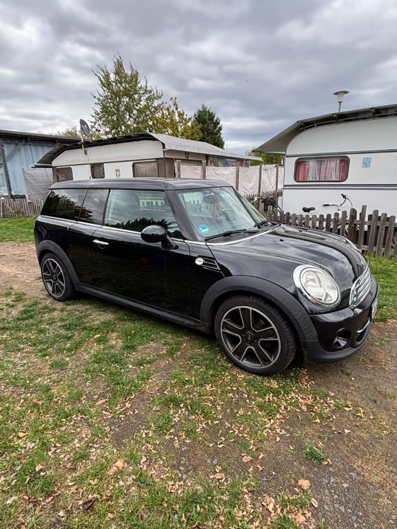 Bild des Angebotes MINI Cooper Clubman Cooper Chili