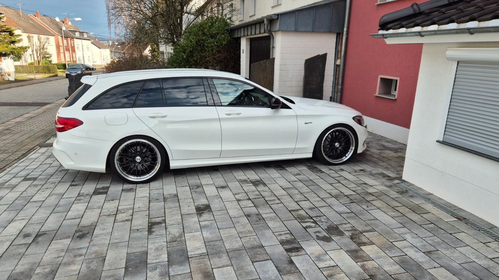 Bild des Angebotes Mercedes-Benz C 43 AMG Mercedes- C 43 4MATIC T Autom. Standard