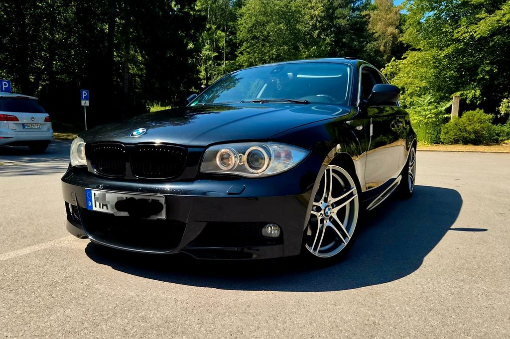 Bild des Angebotes BMW 125i Coupé Autom Navi-Leder-Schiebedach-gepflegt