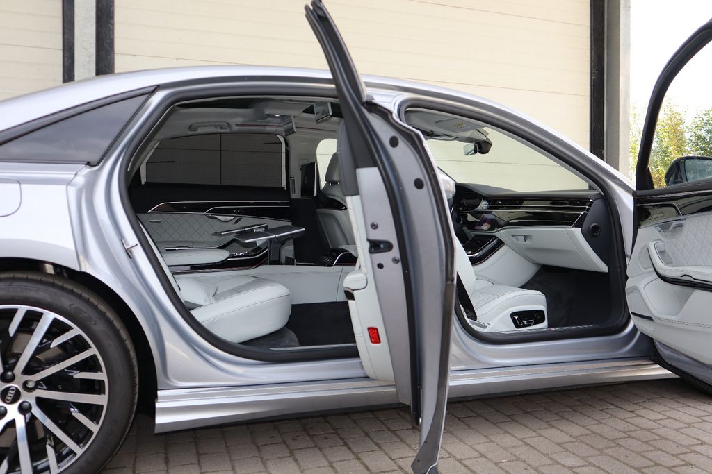 Bild des Angebotes Audi A8L 60 TFSI e lang EXCLUSIVE+S-LINE/UPE183.530,-