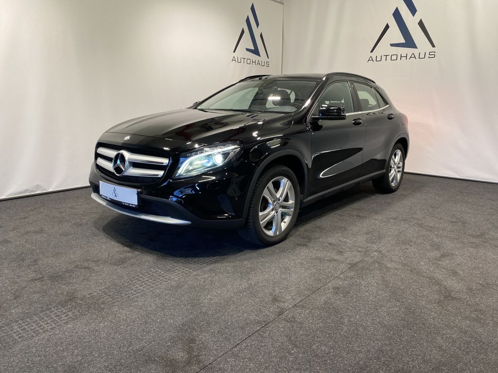 Bild des Angebotes Mercedes-Benz GLA 180 Navi PDC SHZ Pano Bi-Xenon