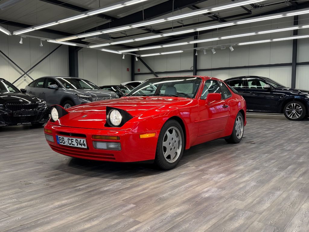 Bild des Angebotes Porsche 944 Turbo Schiebedach Leder