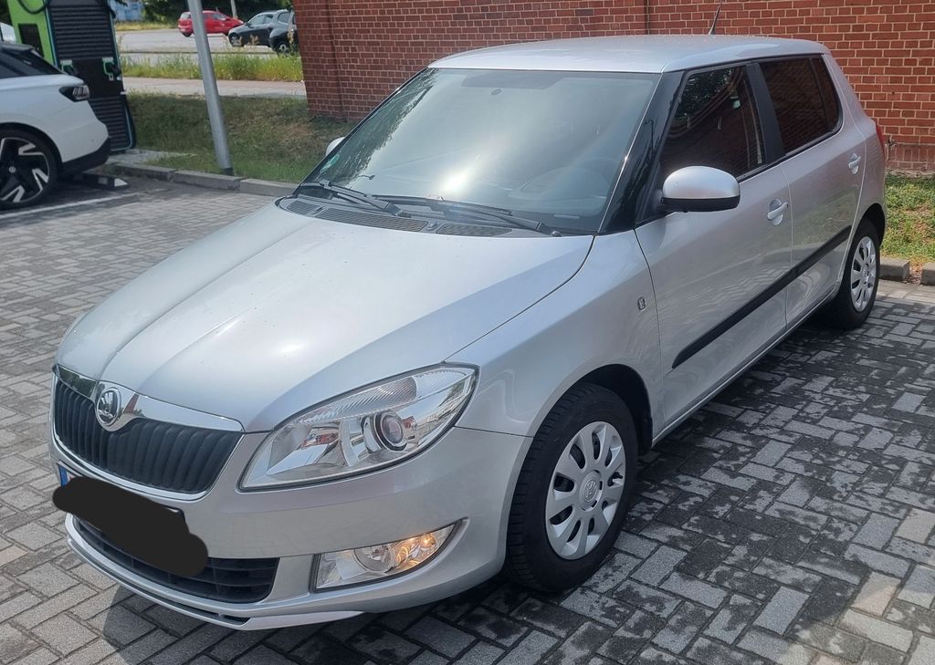 Bild des Angebotes Skoda Fabia 1.2l TSI 63kW Ambiente TÜV neu