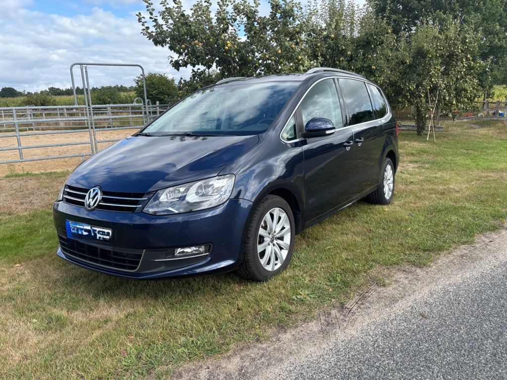 Bild des Angebotes Volkswagen Sharan TDI DSG BMT Alcantara Standh Xenon Highli
