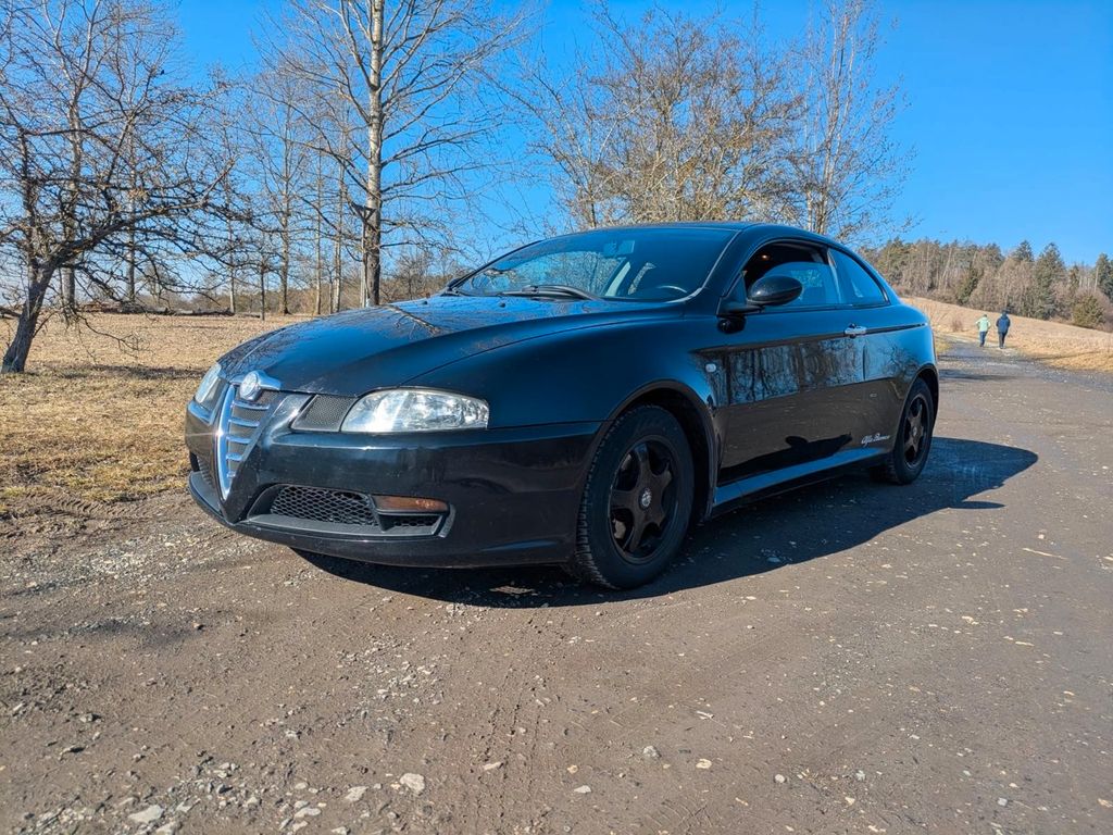 Bild des Angebotes Alfa Romeo GT 2.0 JTS Distinctive Distinctive