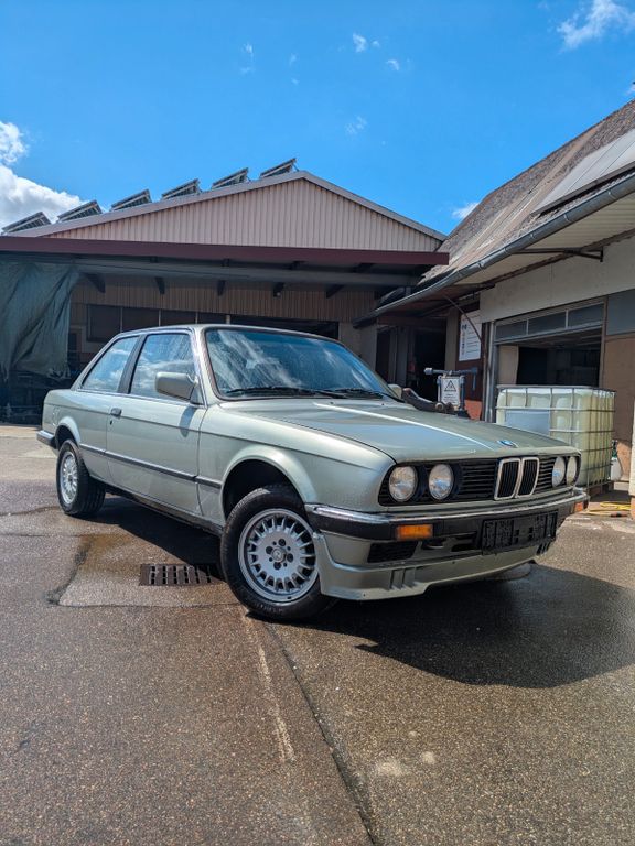 BMW 318