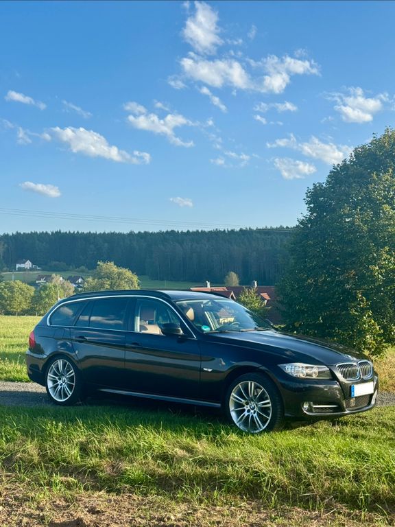 Bild des Angebotes BMW 330d xDrive Exclusive Edition - HU 01/28 - AHK