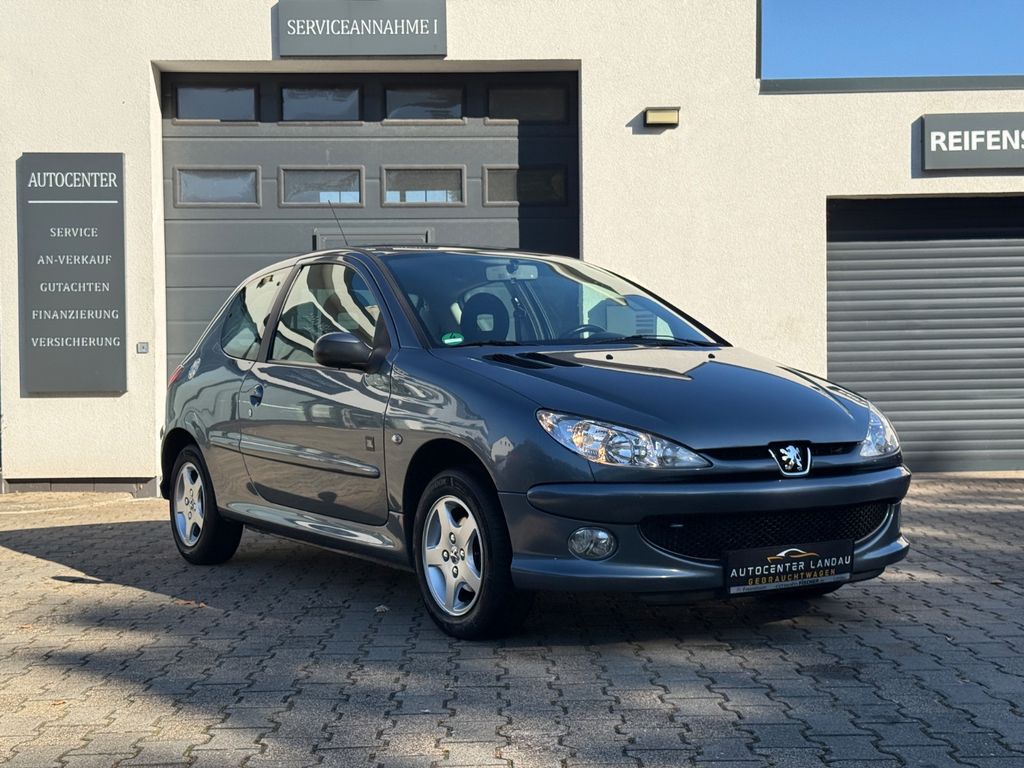 Bild des Angebotes Peugeot 206 JBL Sport-Design-Paket