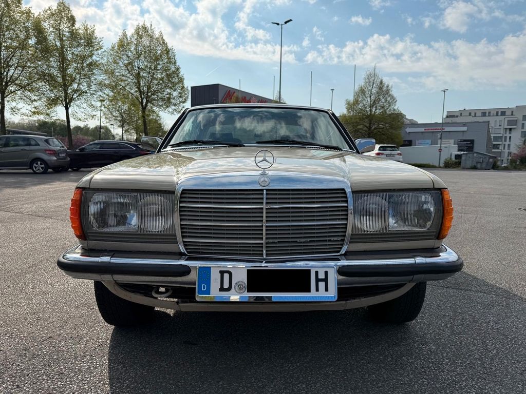Bild des Angebotes Mercedes-Benz CE 230 original & guter Zustand & Überarbeitet