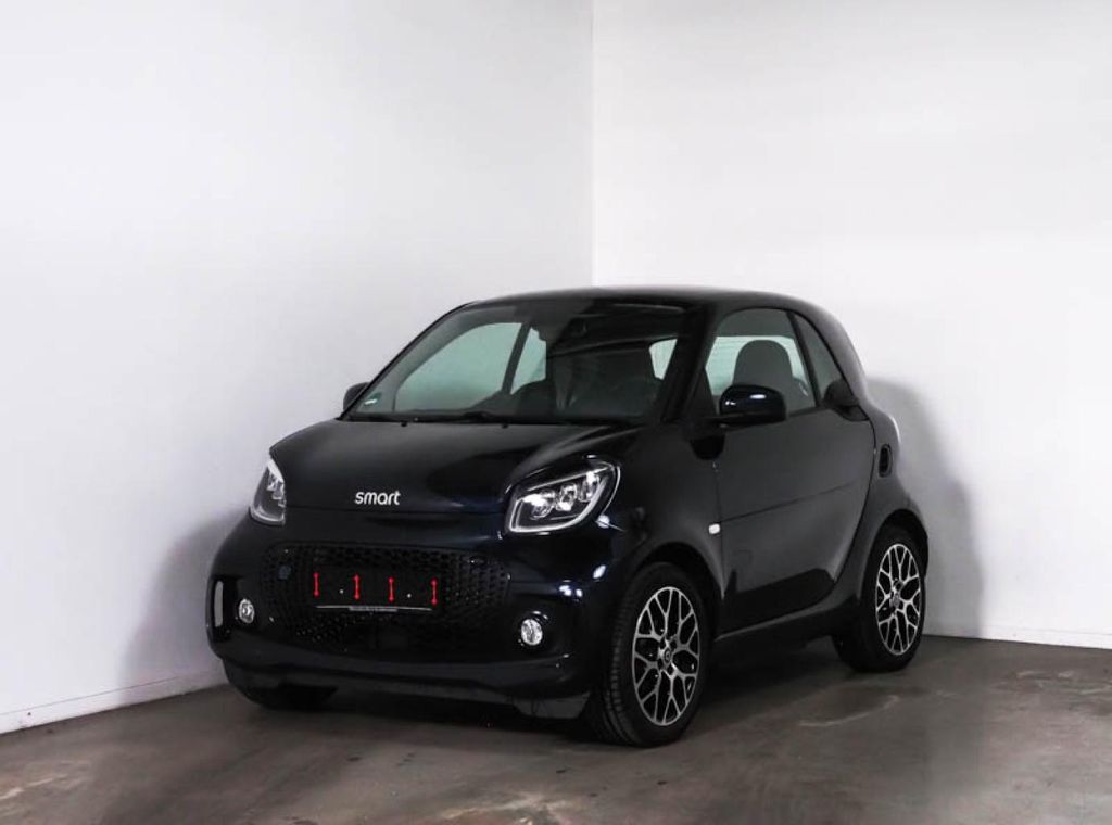 Smart ForTwo EQ prime EXCLUSIVE:PARKPLATZFINDMASCHINE!