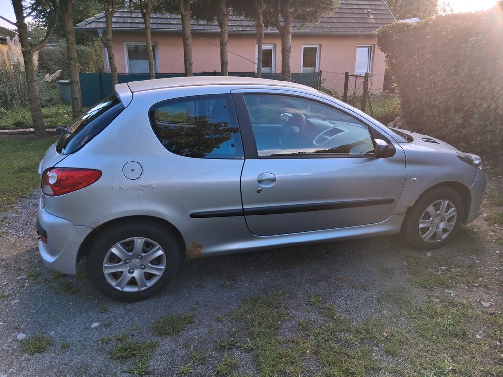 Bild des Angebotes Peugeot 206 1.1 60 Urban Style