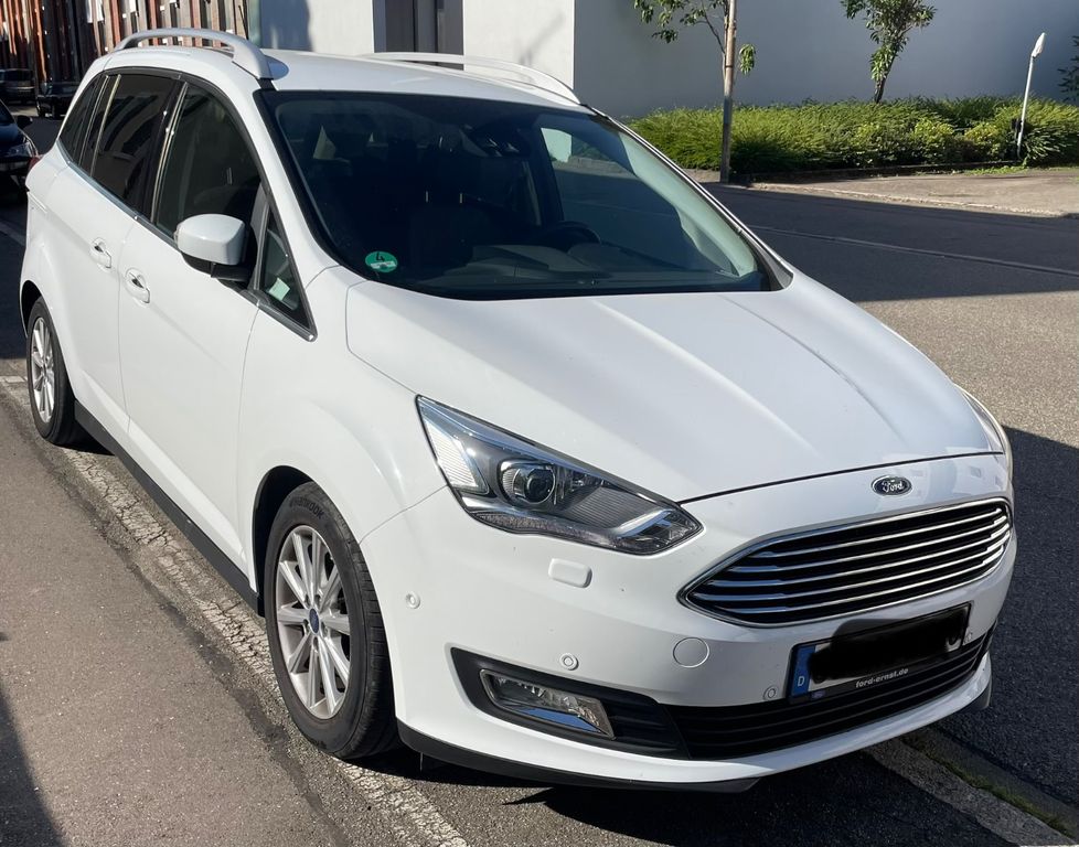 Ford Grand C-Max 1,5 EcoBoost 110kW Titanium Auto...