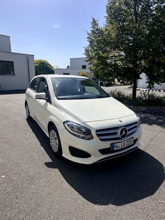 Bild des Angebotes Mercedes-Benz B 180 Urban