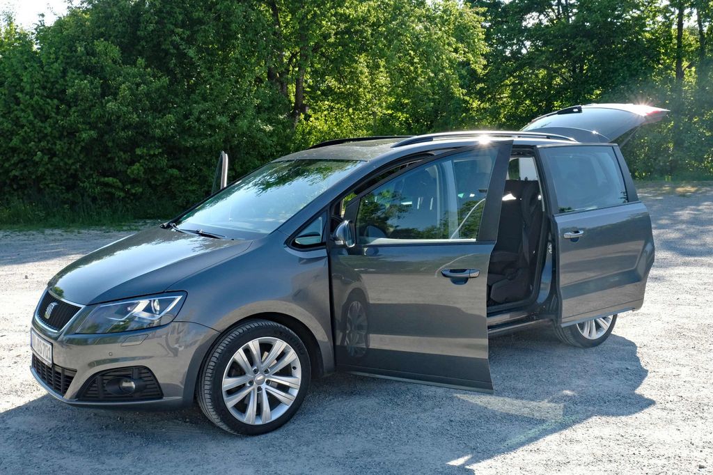 Bild des Angebotes Seat Alhambra 2.0 TSI Style DSG Style Xenon AHK Sport