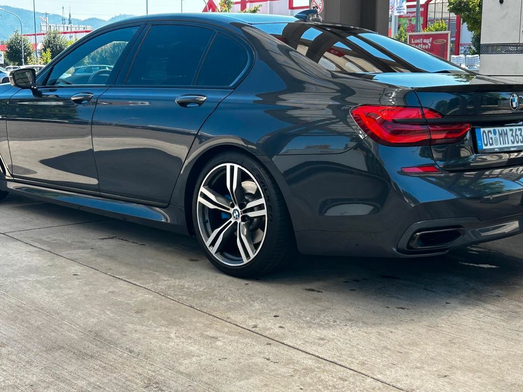 Bild des Angebotes BMW 750d xDrive M paket panorama