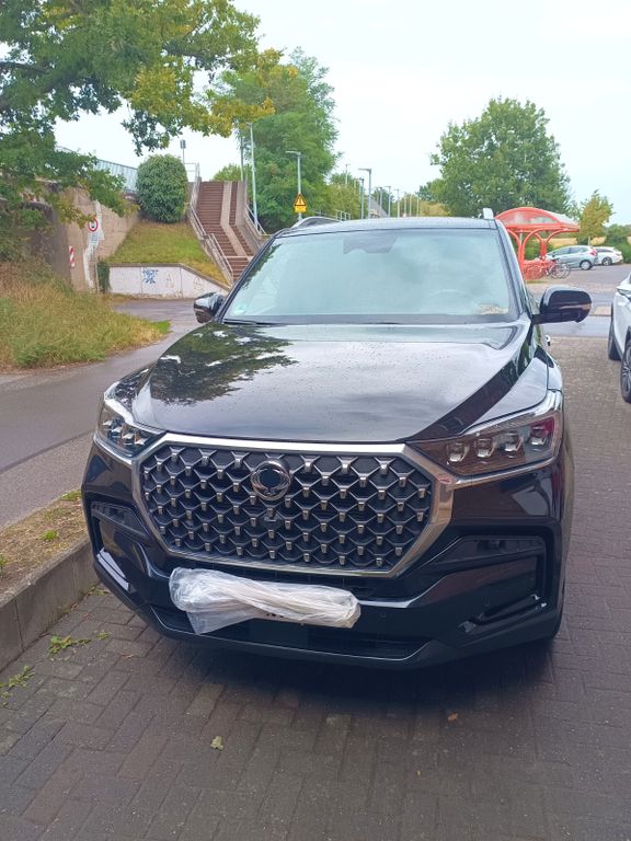 Bild des Angebotes Ssangyong REXTON 2.2 Diesel e-XDi 220 Sapphire 4WD AT ...