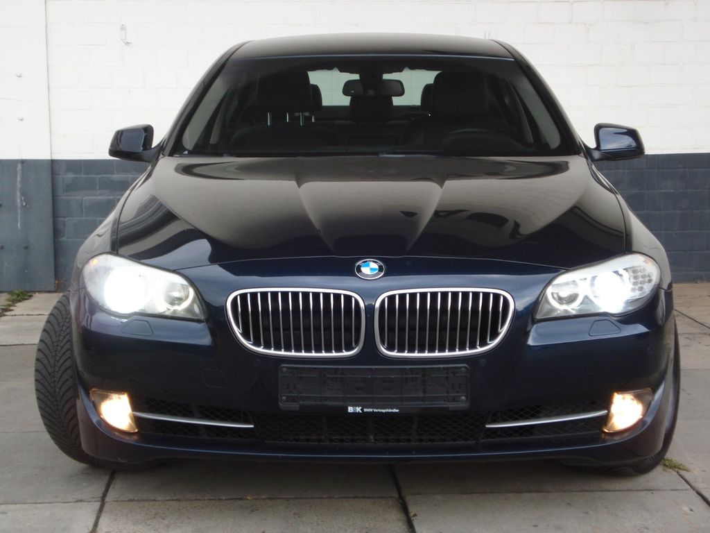 Bild des Angebotes BMW 528iA xDrive Limousine Navi Xenon PDC Sportsitze