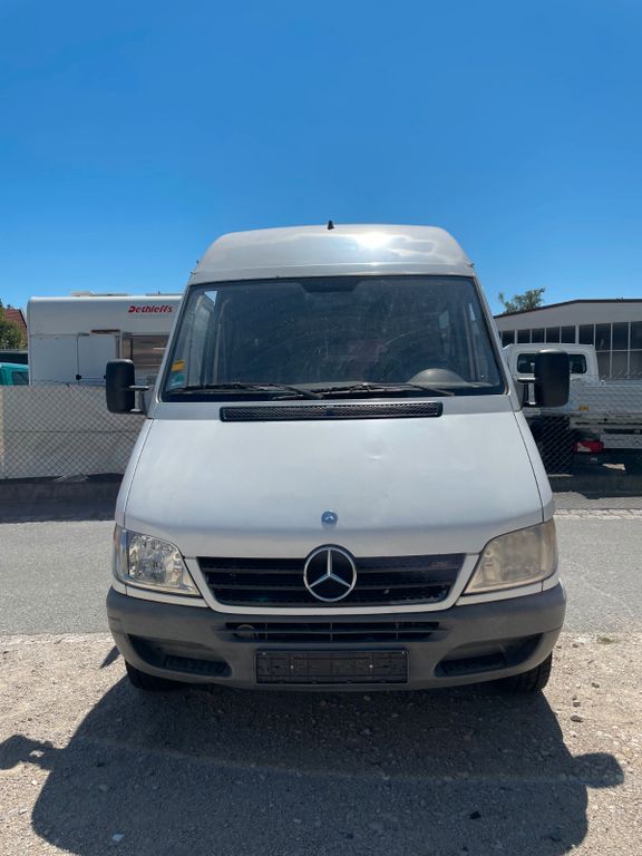 Bild des Angebotes Mercedes-Benz Sprinter 316 CDI Euro4(Grüne Plakette) 9Sitzer