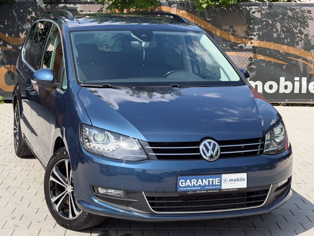 Bild des Angebotes Volkswagen Sharan Highline 4M ACC*AHK*RKAM*STHZG*7 SITZE