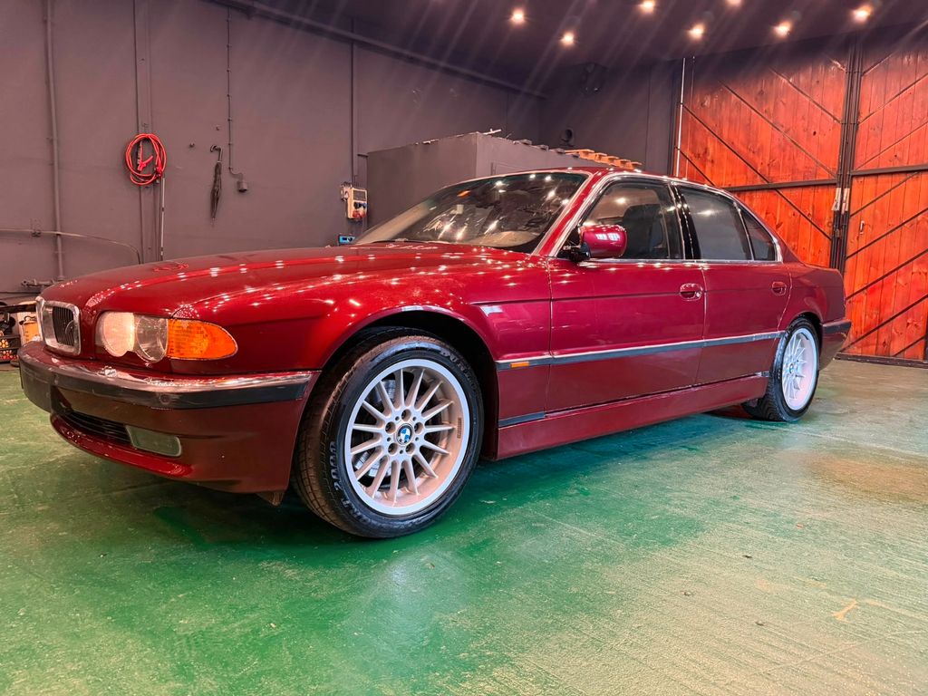Bild des Angebotes BMW 750i E38 Facelift Fondorientiert RoyalRot 2.hand