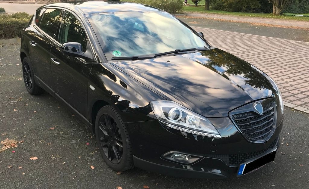 Bild des Angebotes Lancia Delta 1.4 T-Jet Silver, Klima, PDC, Alu 17", AHK