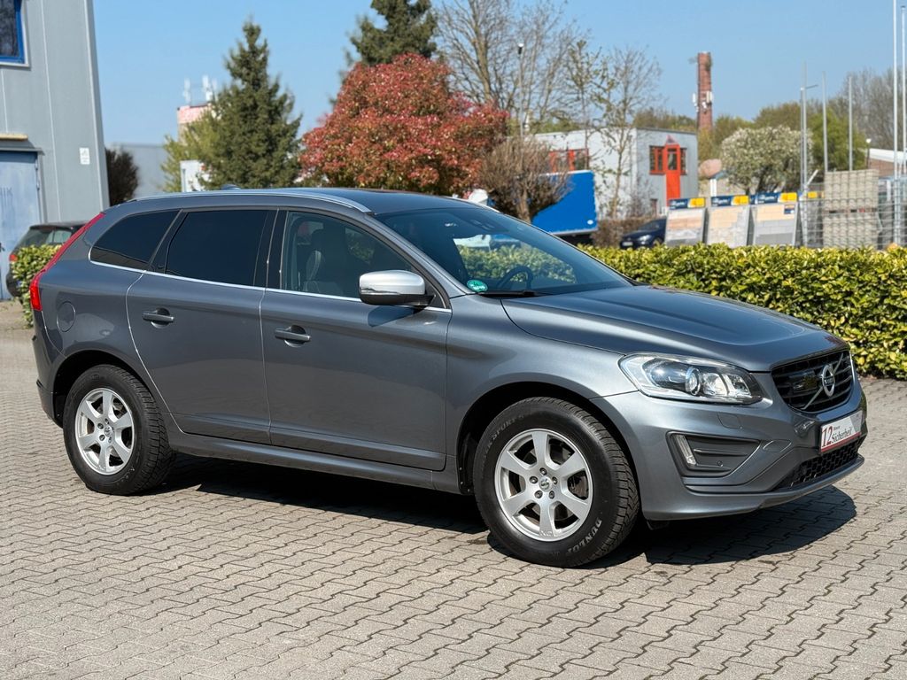 Bild des Angebotes Volvo XC 60 Momentum AWD Garantie R-Design* Alcantara*