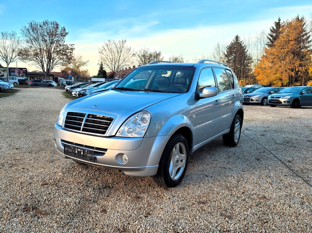 Ssangyong REXTON Rexton 270 Xdi*SZH*Klimaaut*Leder*AHK*LMF