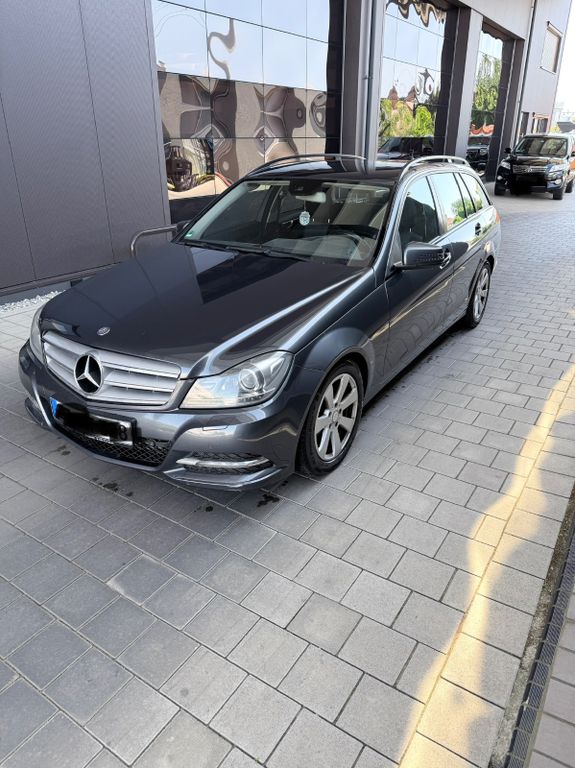 Bild des Angebotes Mercedes-Benz 220 CDI