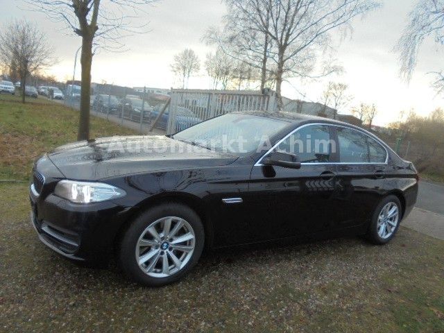 Bild des Angebotes BMW 525 d Automatik KLIMAAUTOMATIK+SHZ+PDC+AHK