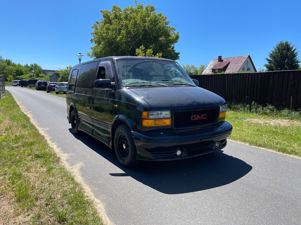 Bild des Angebotes GMC Safari 4,3 V6"8 SITZE"LEDER"KLIMA"ALLRAD"BETT"