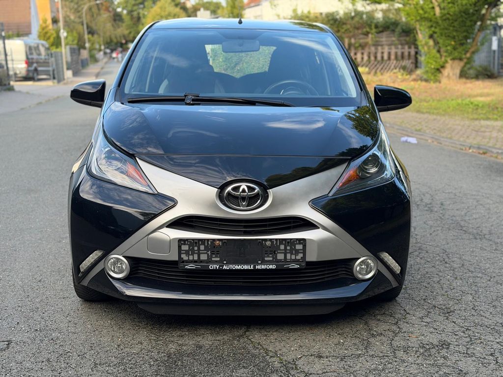 Bild des Angebotes Toyota Aygo AYGO x