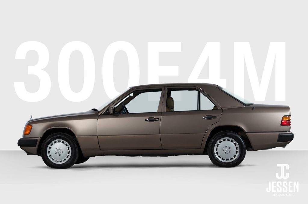 Bild des Angebotes Mercedes-Benz 300E 4MATIC - E300 4MATIC