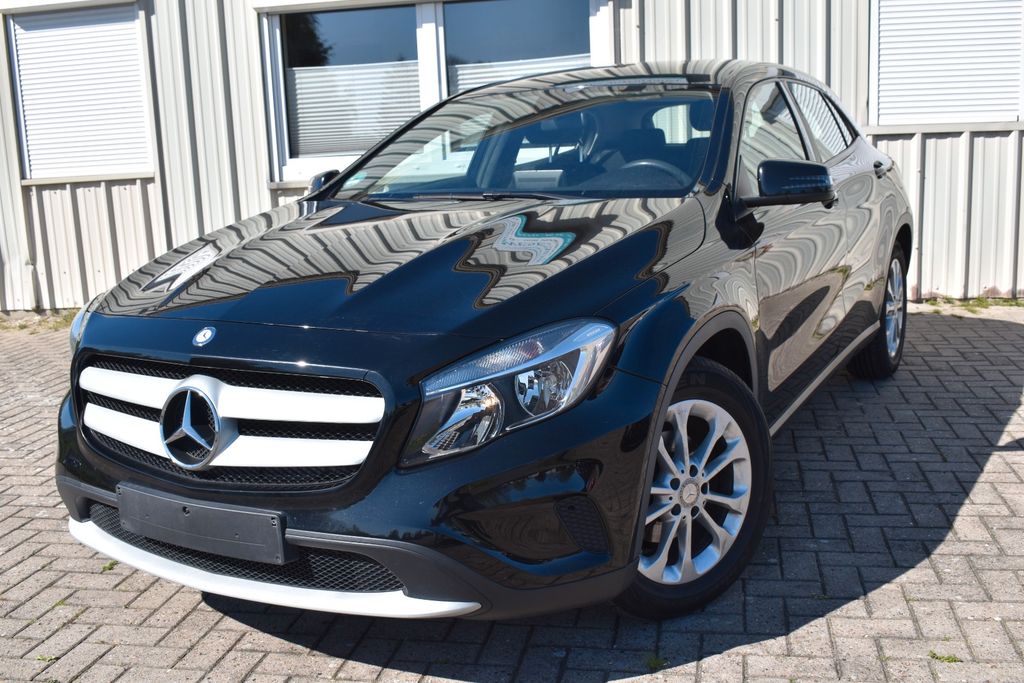 Bild des Angebotes Mercedes-Benz GLA 180*TÜV NEU*KAMERA*KLIMA*SHZ*AHK*