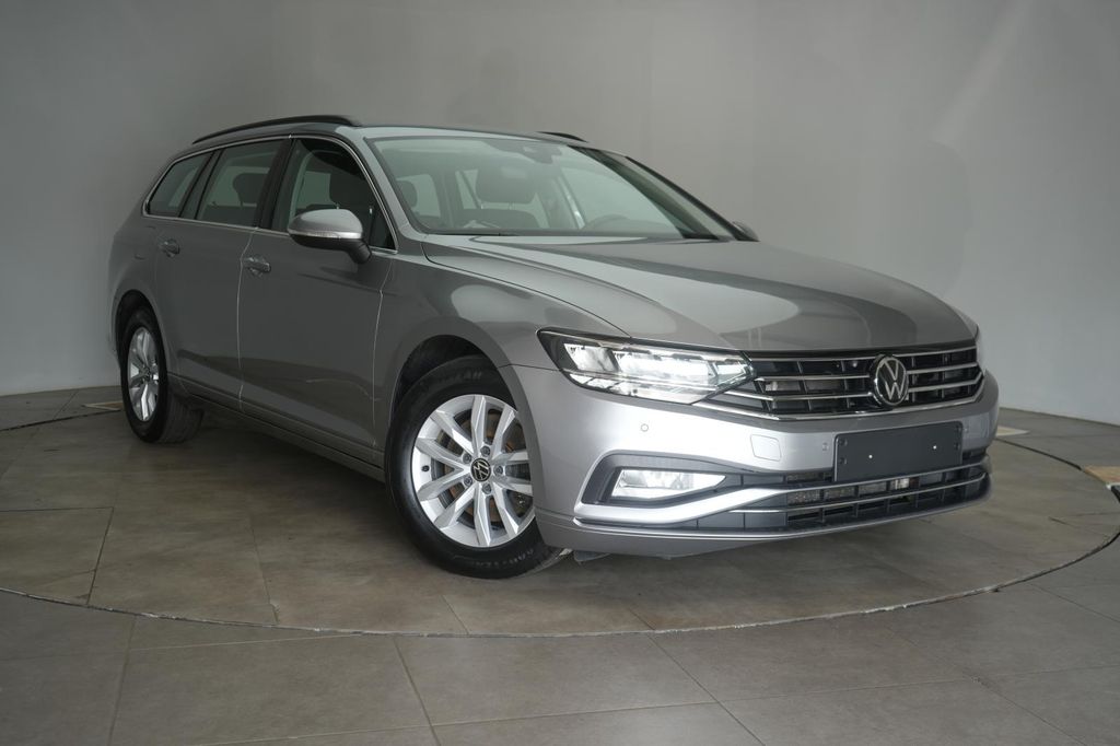 Bild des Angebotes Volkswagen Passat Variant 2.0 TDI DSG Business ACC/Kamera/A