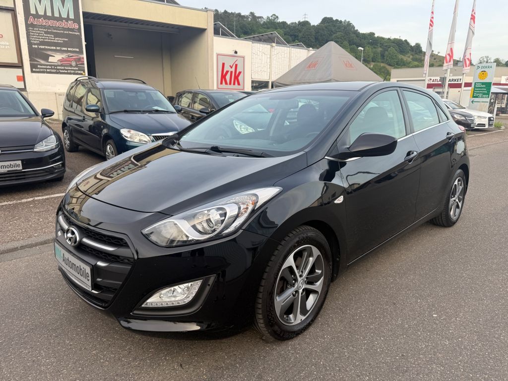 Bild des Angebotes Hyundai i30 blue 1.6 CRDi 100kW Style