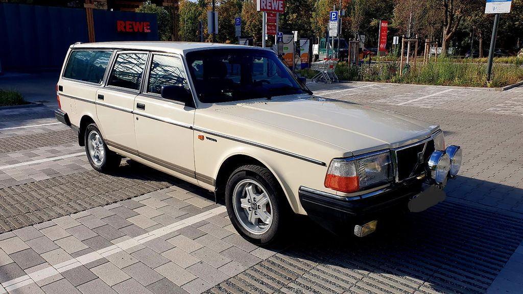 Bild des Angebotes Volvo 240/245