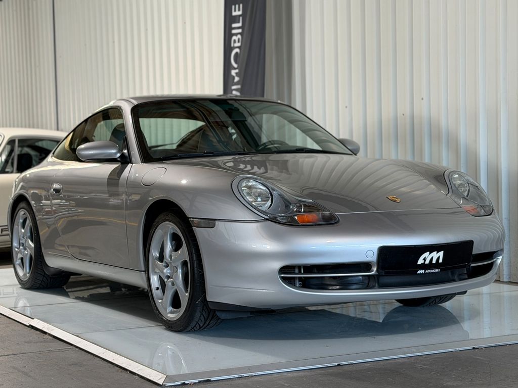 Porsche 996 Carrera 4 Coupé Navi Leder
