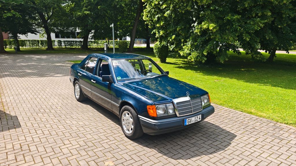 Bild des Angebotes Mercedes-Benz 230E W124