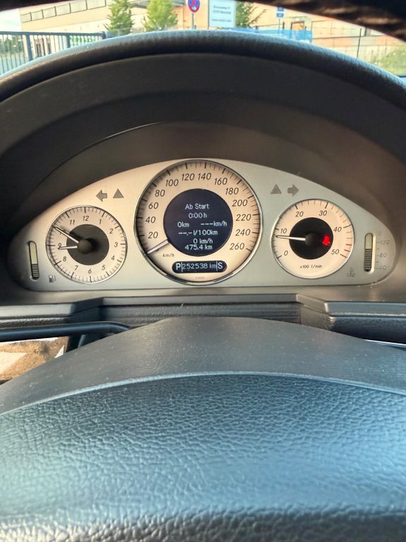 Bild des Angebotes Mercedes-Benz E 270 CDI AVANTGARDE Avantgarde