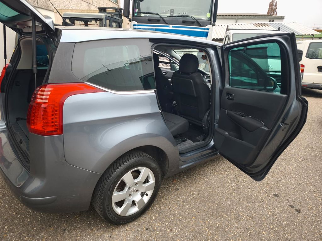 Bild des Angebotes Peugeot 5008 2.0 Active HDi FAP 150 Active