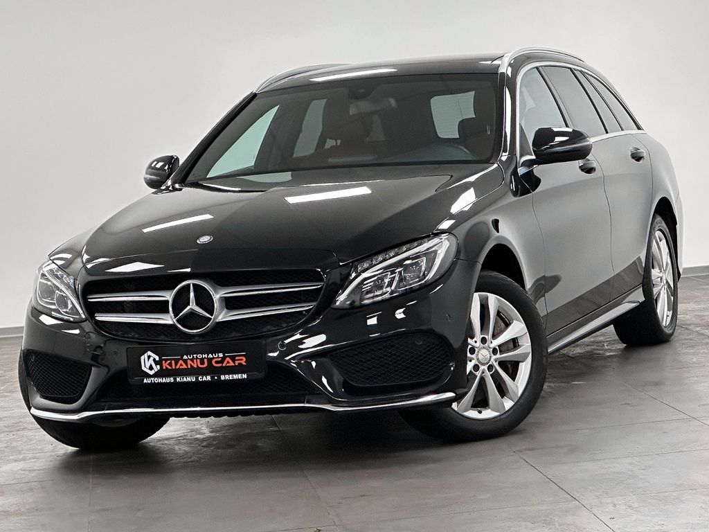 Bild des Angebotes Mercedes-Benz C 250 CGI AMG PANO+LEDER+LED+AIRMATIC+BURM+NAVI