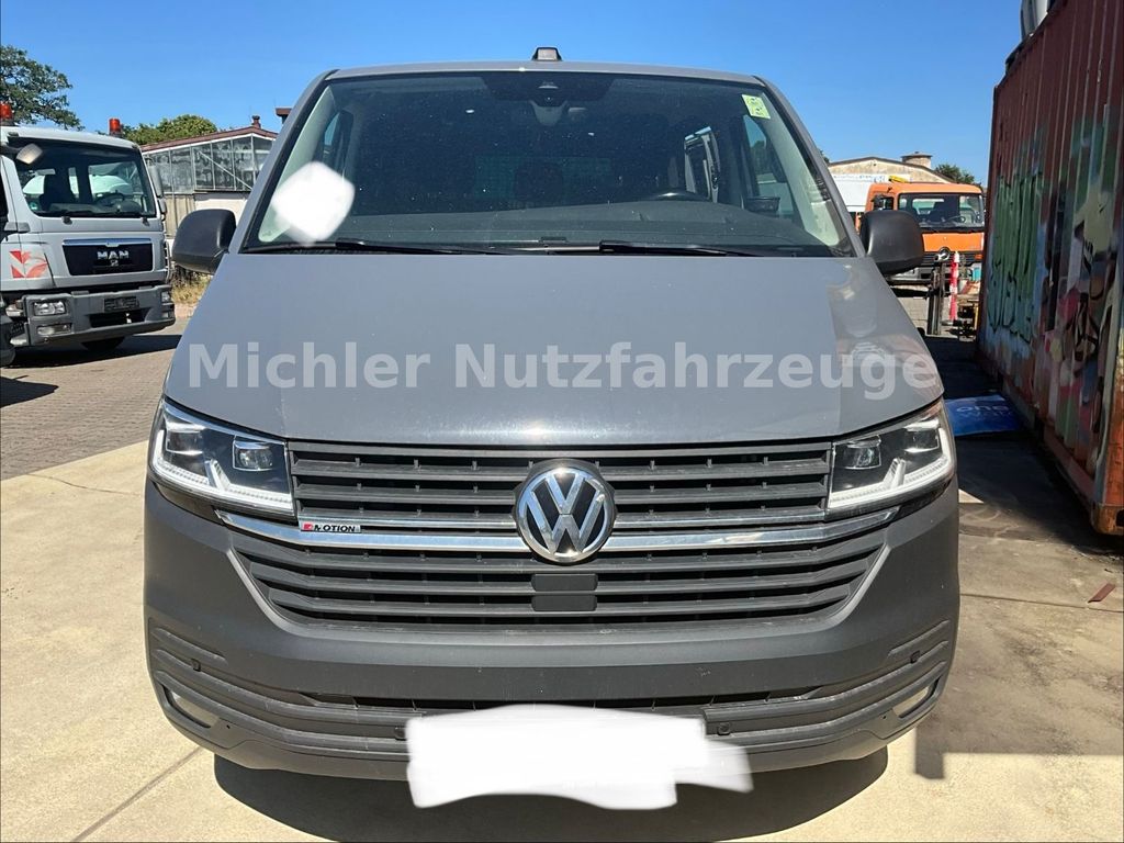 Bild des Angebotes Volkswagen T6.1 4 Motion Allrad Kombi 5 Sitze 2X Schiebetür