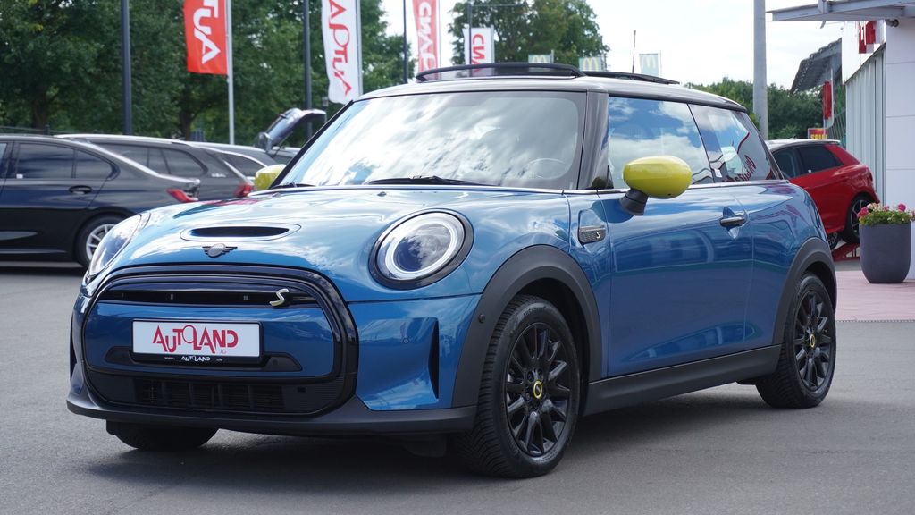 Bild des Angebotes MINI Cooper SE Electric Trim HarmanKardon Panorama